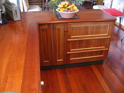 Brush Box & Flooded Gum Kitchen